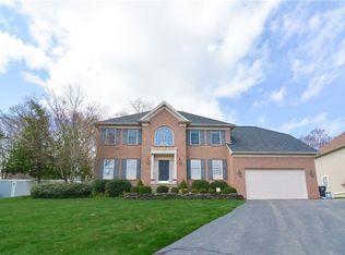 30 Susan Dr, Cumberland, RI 02864