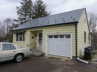 19 Garden St, Enfield, CT 06082