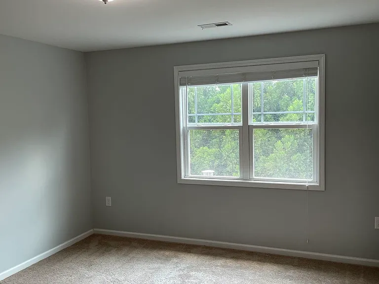 6305 Yates Mill Pond Rd — Photo 12