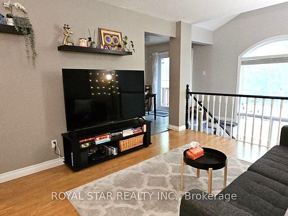 4th image of 26 Furlong Cres