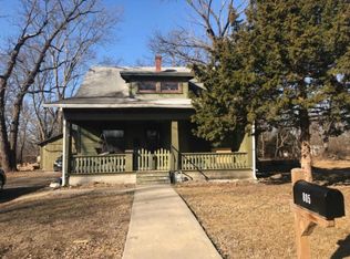 805 S 16th St, Independence, KS 67301