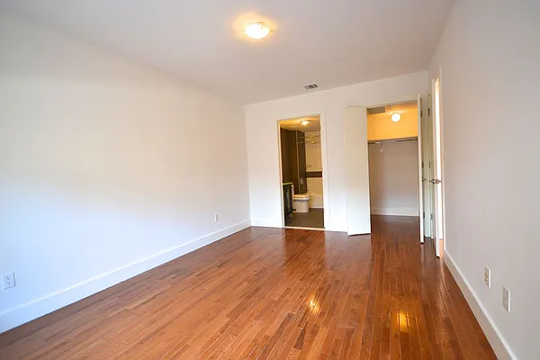 Rented by Bold Marketing | media 4