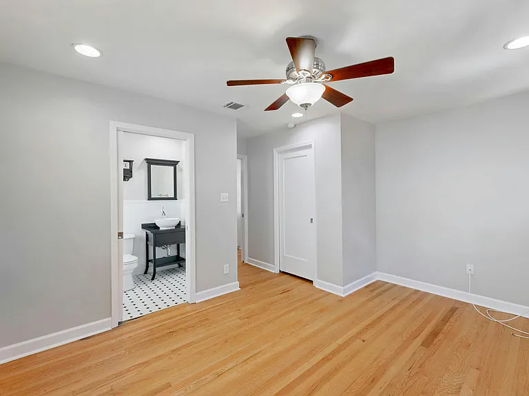4604 Evans Ave — Photo 10