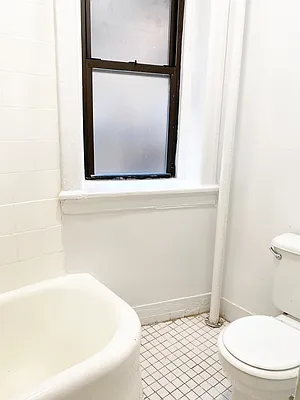 Rented by Waverly Realty Associates | media 27