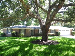 108 Montague Rd, Savannah, GA 31410