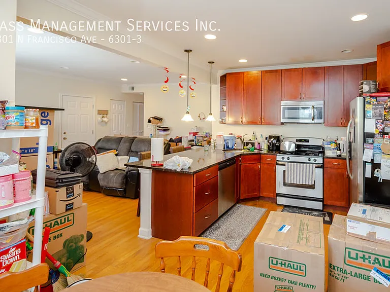 6301 N Francisco Ave #3 — Photo 2
