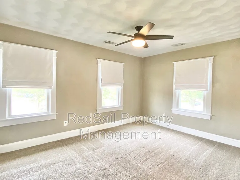1708 Canton Ave — Photo 18