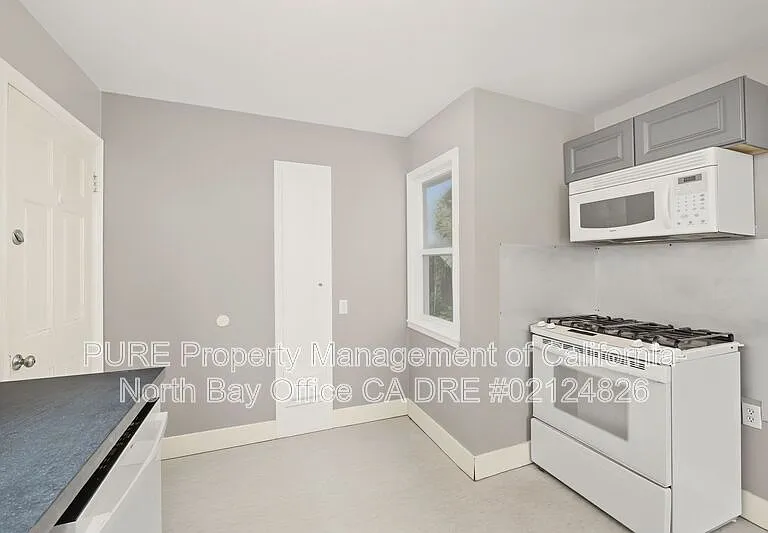 515 Eugenia Ave #515 — Photo 7
