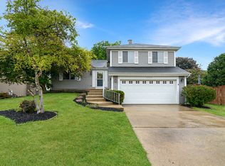 1205 S Beechtree Ln, Bartlett, IL
