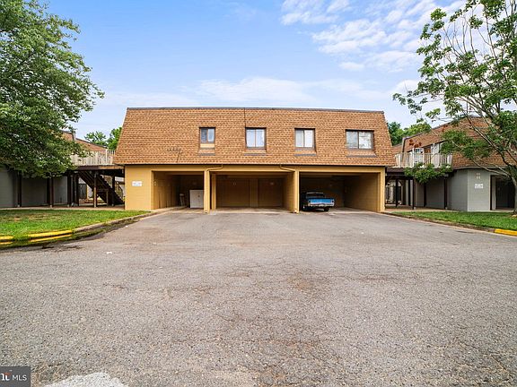 5th image of 7964 Silverada Pl