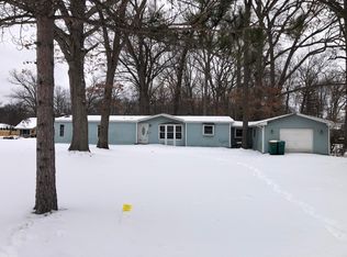 10401 Ozga St, Romulus, MI 48174