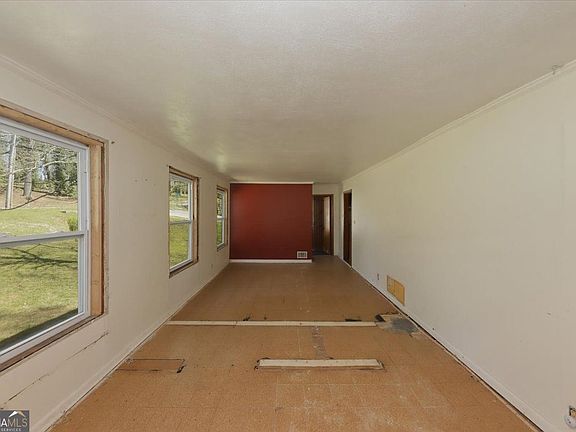 4th image of 2994 Hogan Rd SW