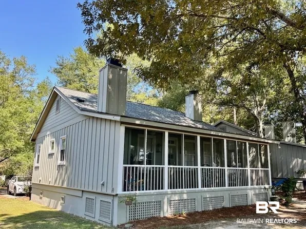 17330 Cabin Rd, Loxley, AL 36551
