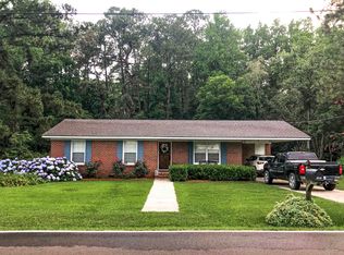 1201 Breckenridge Dr, Adel, GA 31620