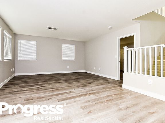 4th image of 5092 Groveland Ave
