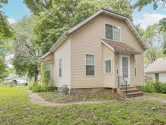 2nd image of 1206 36th St