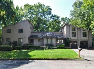 57 Old Country Rd, New Rochelle, NY 10804