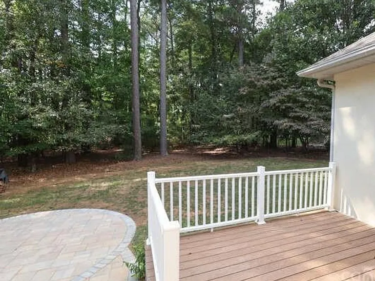 2587 Penngate Dr — Photo 18