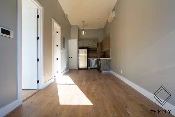 Rented by ERNY LLC | media 2