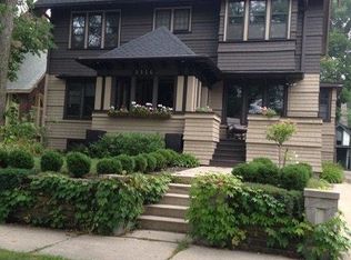 3316 N Summit Ave, Milwaukee, WI 53211