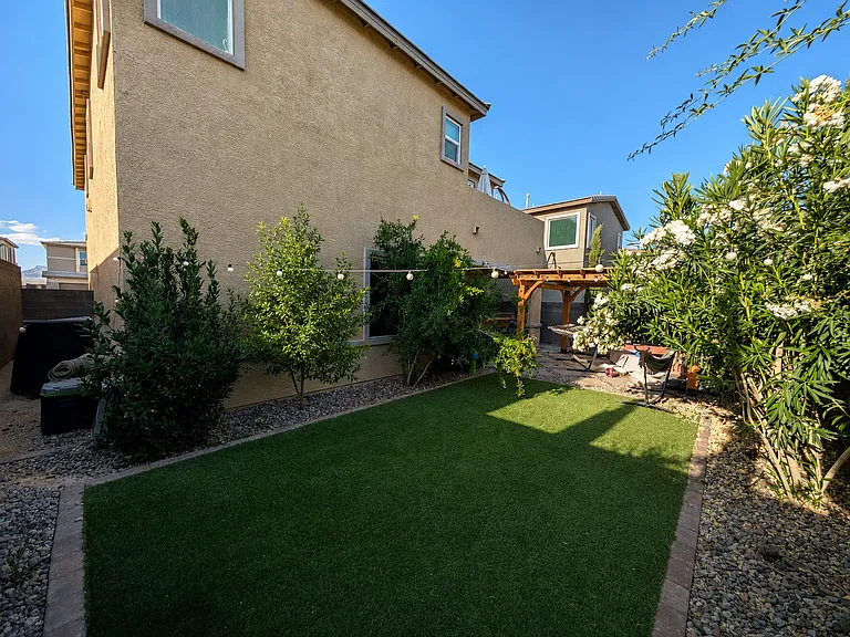 9263 Albus Hills Ave — Photo 20