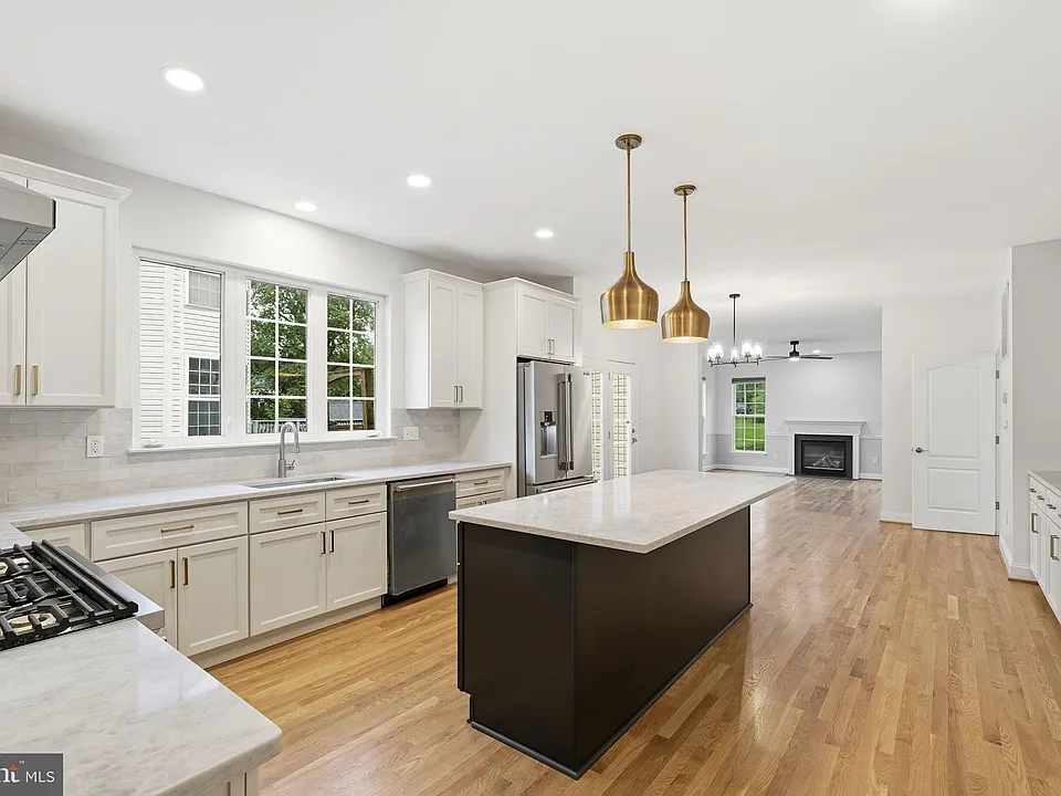 4314 Summit Pl