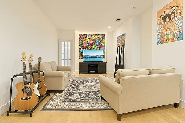 Rented by Doorway NYC, LLC | media 1