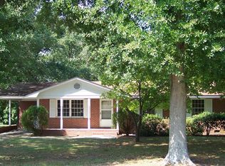 801 Glenn St, Laurinburg, NC 28352