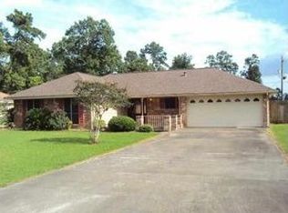 1403 Waterford Dr, Orange, TX 77632