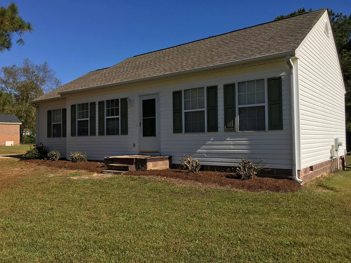Building Photo - 51 Woodside Ct