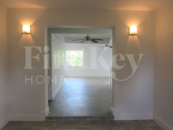 3rd image of 7347 Barragan Rd