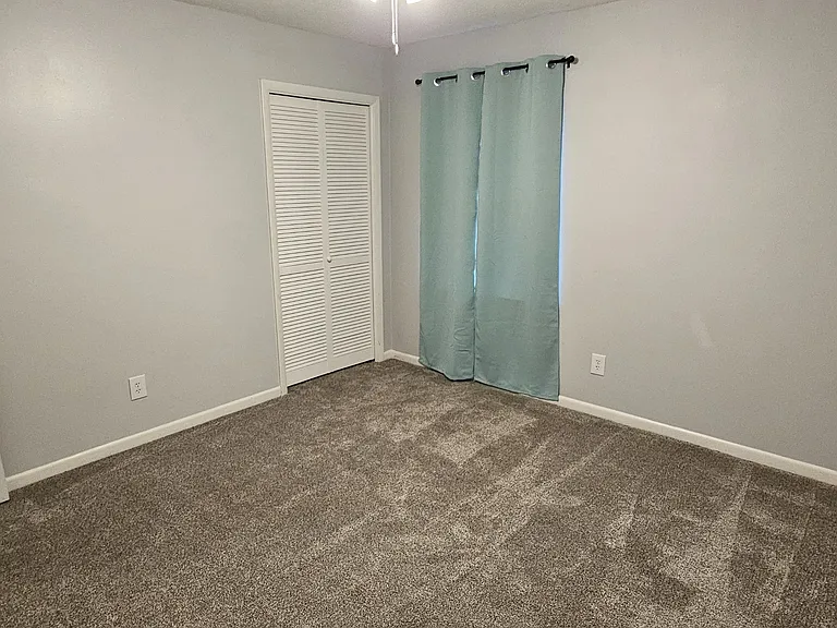 605 Melbourne Dr — Photo 27