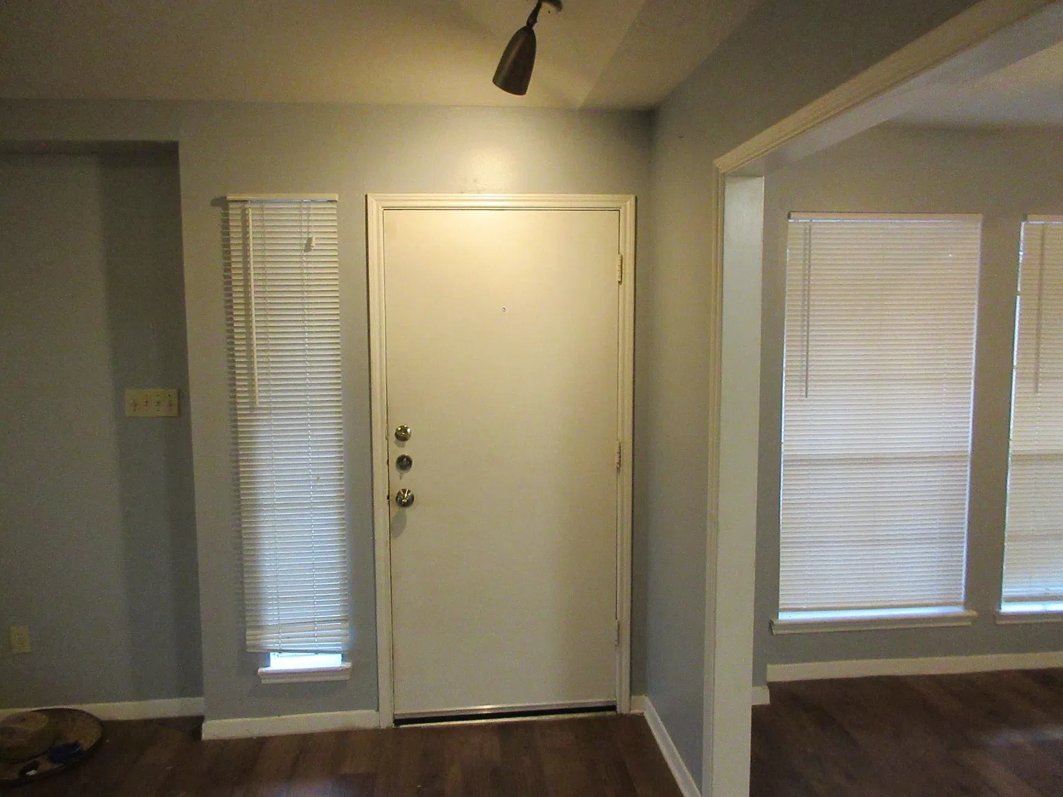 2 bed, 1.0 bath, 1000 sqft, $1,035 — Photo 3