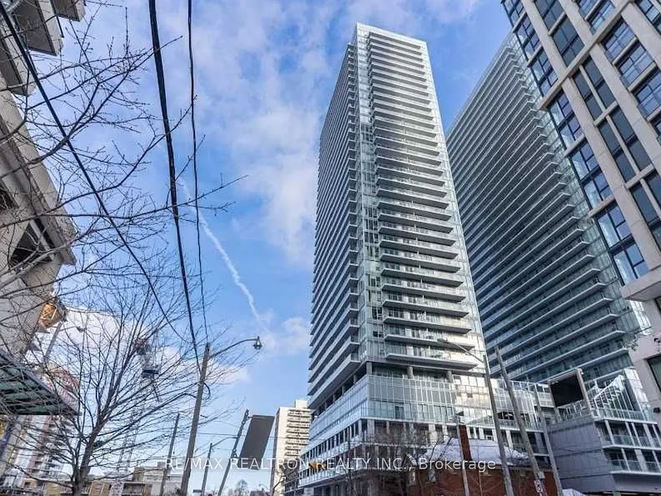 99 Broadway Ave #3407
