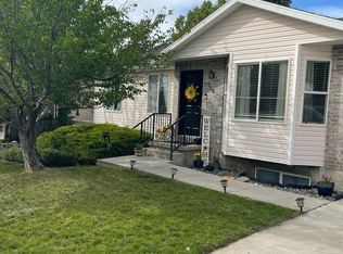 729 Crestview Dr, Tooele, UT 84074