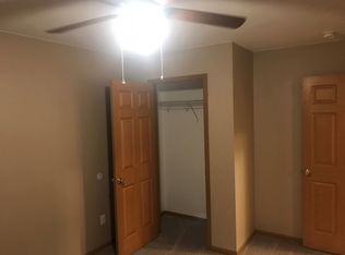 1024 E Jefferson St #A4-1, Linn, MO 65051