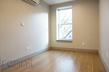 Rented by Rennit Inc.