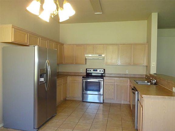 4th image of 9644 Olivia Dr