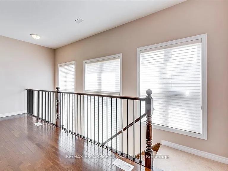 2340 Whistling Springs Cres — Photo 18