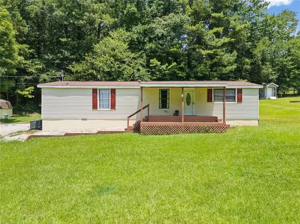 5848 Groovers Landing Rd SE, Acworth, GA 30102