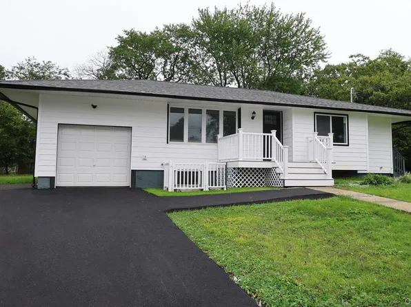 1537 Agate Street, Bay Shore, NY 11706