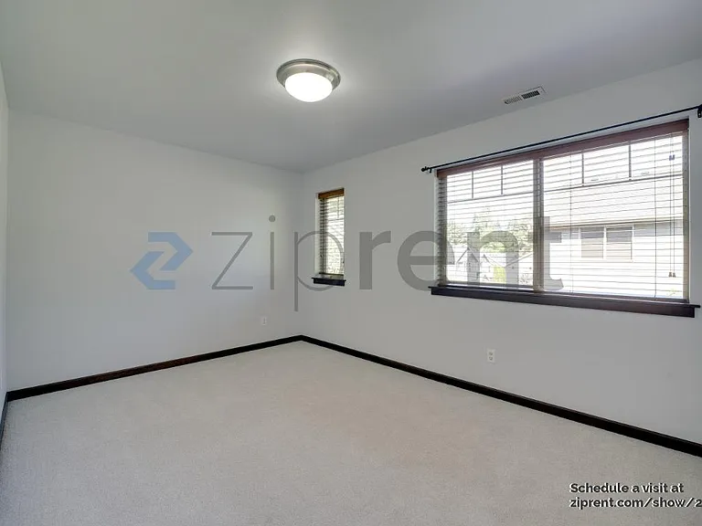 7607 NE 143rd Ct — Photo 23