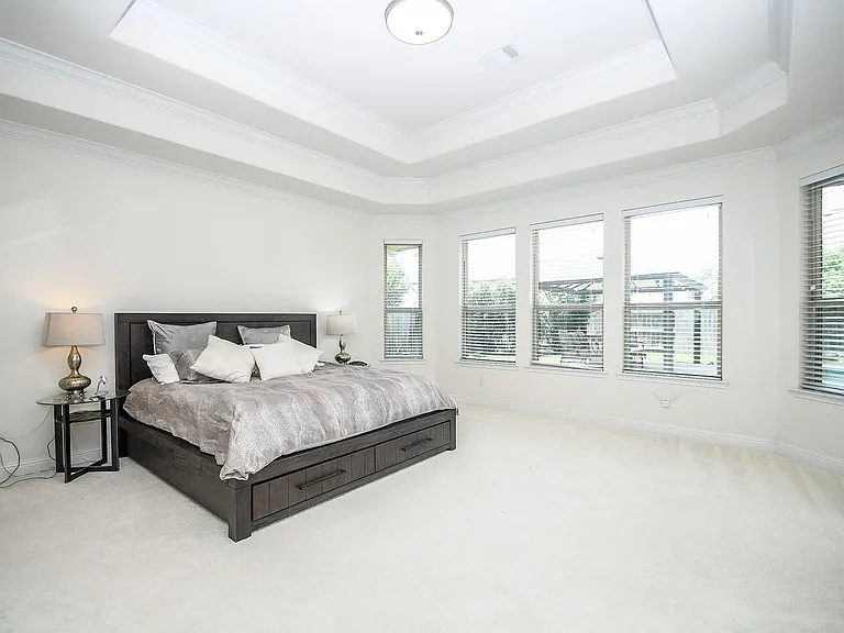 28426 Rolling Ridge Dr — Photo 16