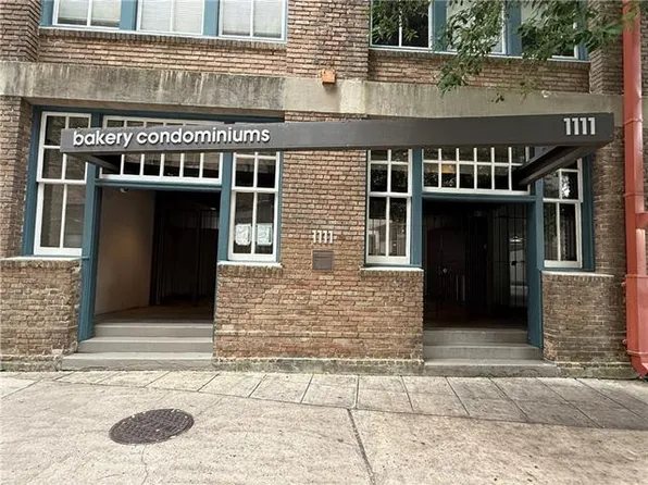 1111 S Peters St, New Orleans, LA