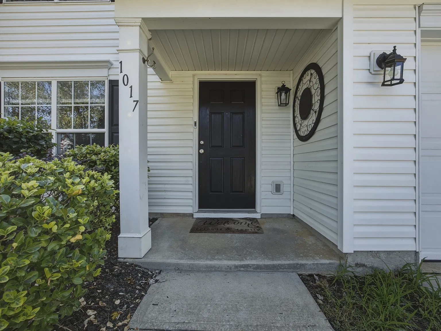 1017 Meadowbrook Lane — Photo 4
