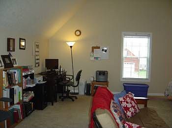 3rd image of 778 Vera Dr