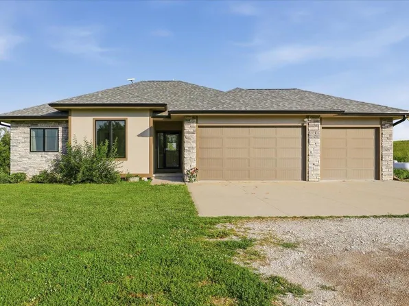 58761 284th St, Malvern, IA 51551