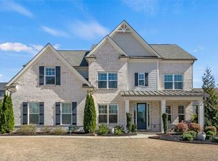 3510 Valleyway Rd, Cumming, GA 30040