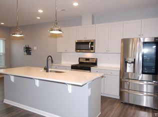 900 Robbie Jackson Ln, Fuquay Varina, NC 27526