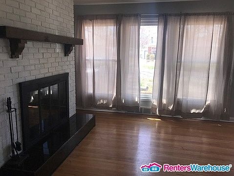 4th image of 645 Saint Anthony Ln